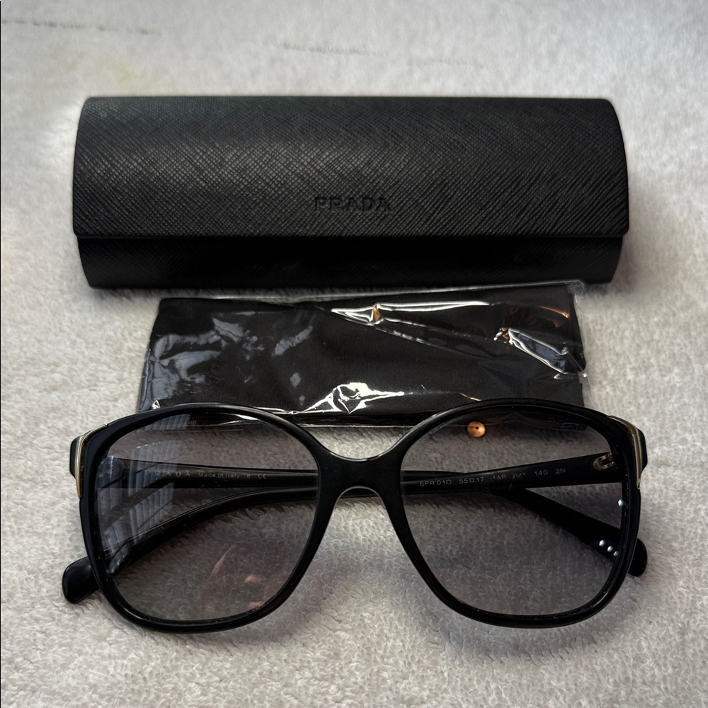 Prada SPR010 Elegant Black Sunglasses